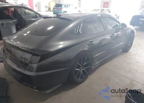 2021 Hyundai Sonata Limited z USA, uszkodzony, nr VIN 5NPEH4J27MH077852